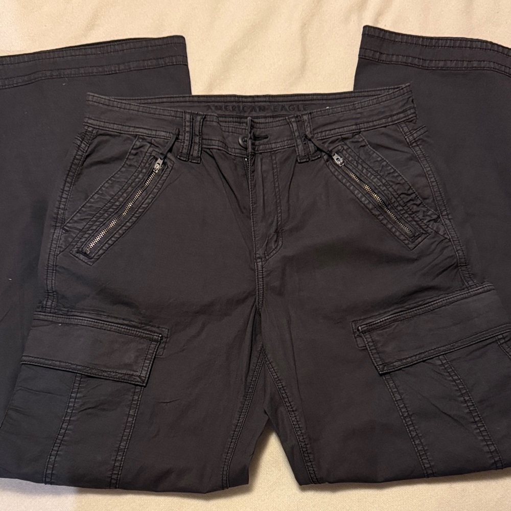 American Eagle Outfitters Women’s Dark Gray Cargo Pants